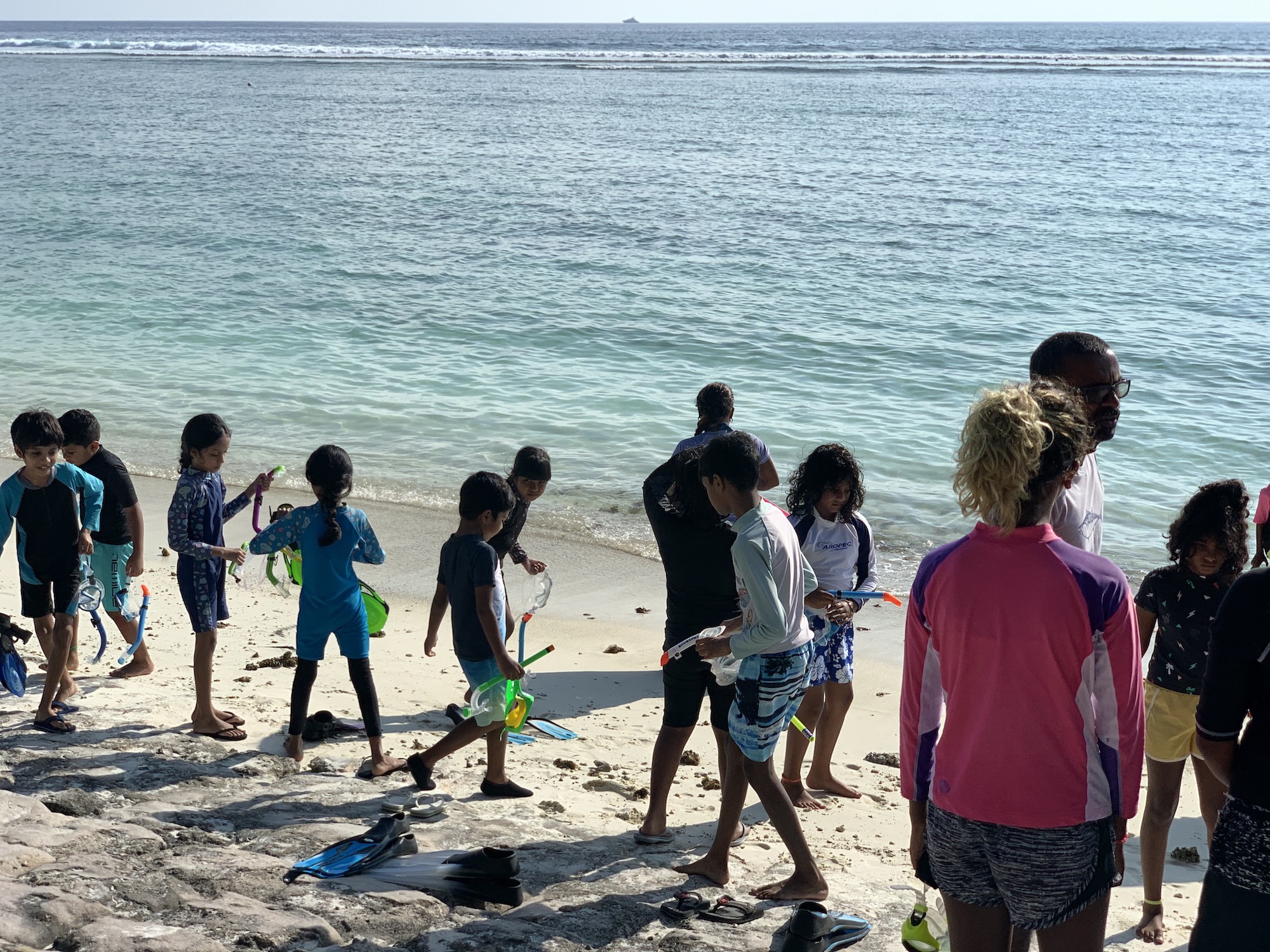  Children of Maldives {p.series}} Fish Identification & Snorkeling