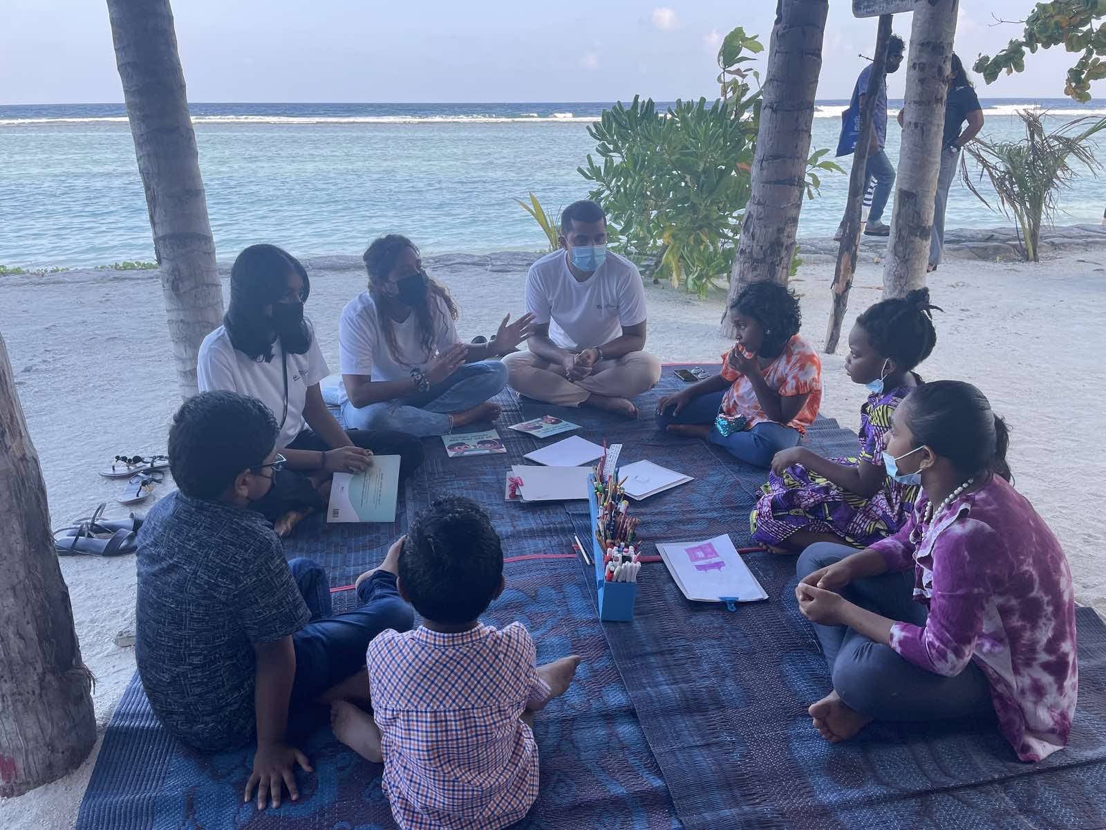  Children of Maldives Holhuashin Migrant Workers are Just Like Us