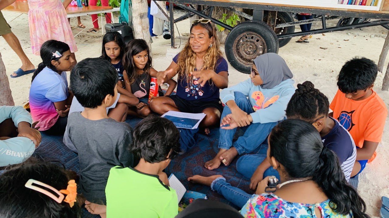  Children of Maldives Athirimathin Nurdle Hunt with Saazu