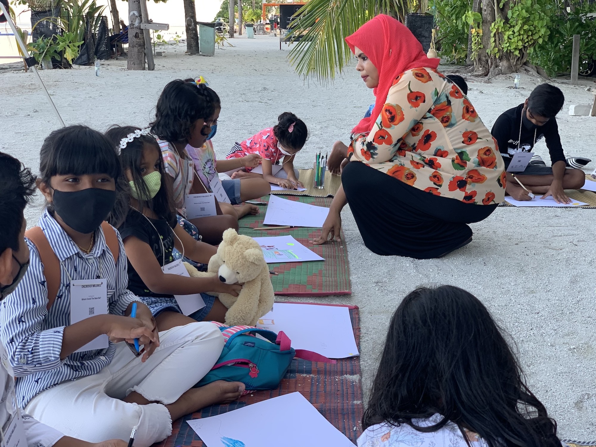  Children of Maldives Holhuashin Where Could The Bear Be?