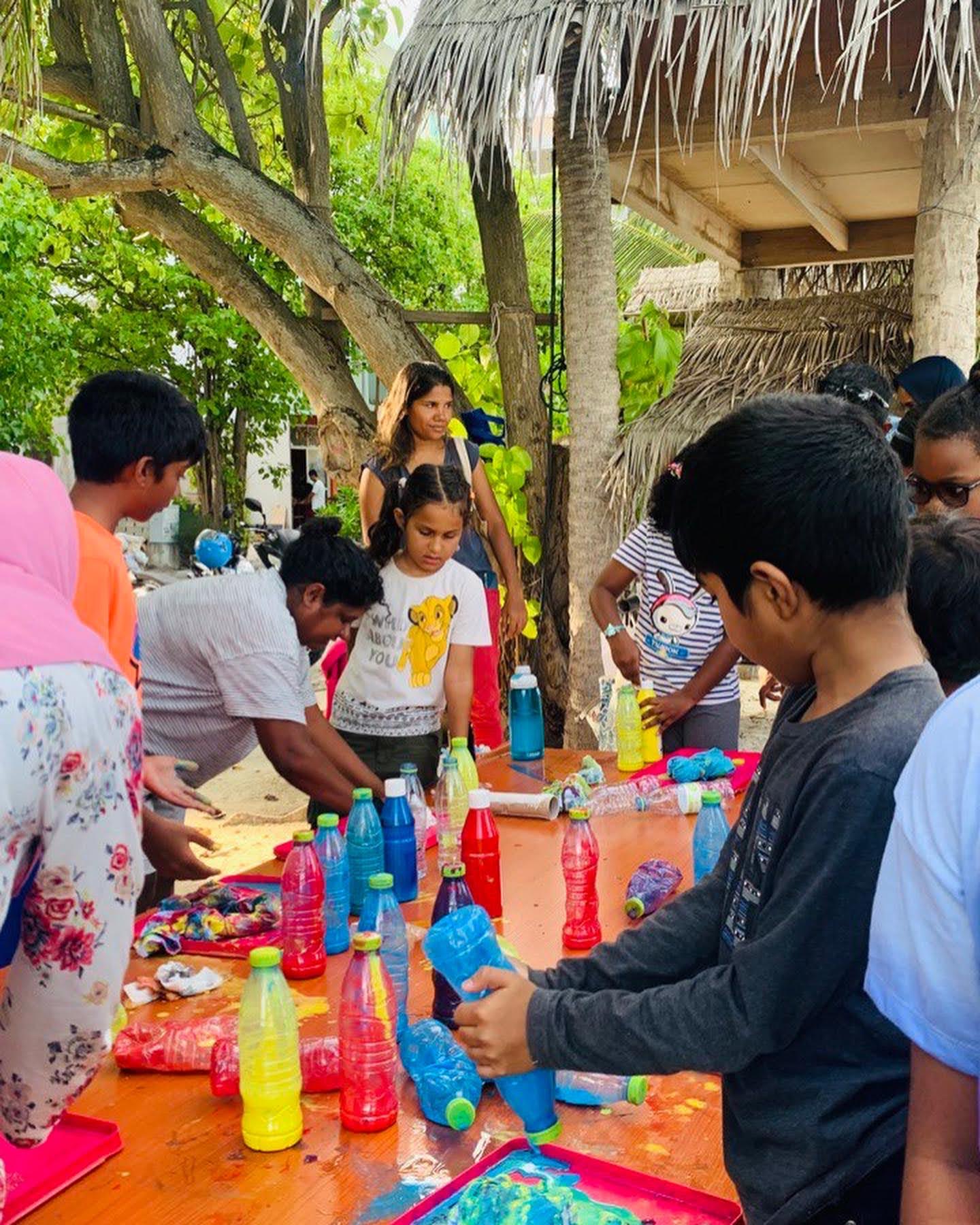  Children of Maldives Athirimathin Tie dye with Shifa