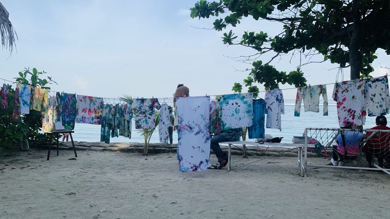  Children of Maldives Athirimathin Tie dye with Shifa