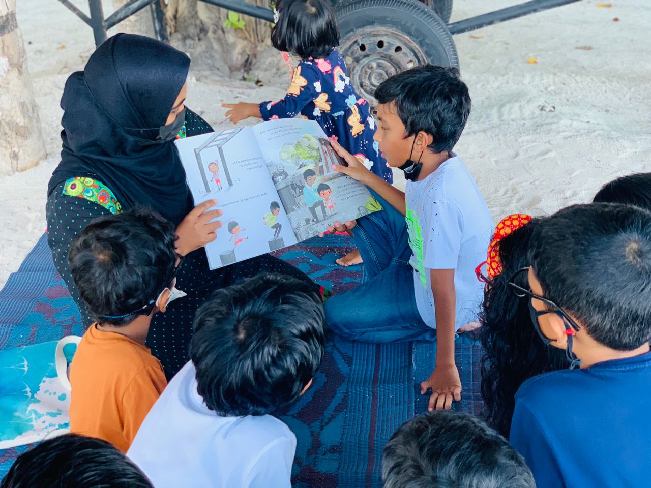  Children of Maldives Holhuashin Ravi's Roar